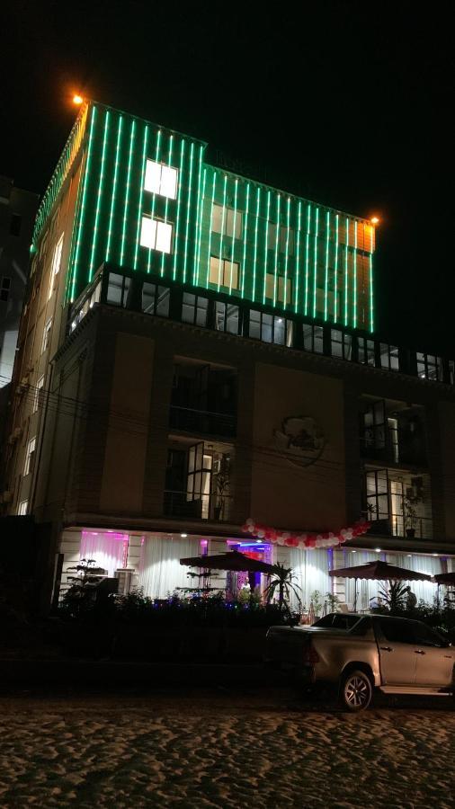 Roseau Hotel And Spa Gonder Ngoại thất bức ảnh