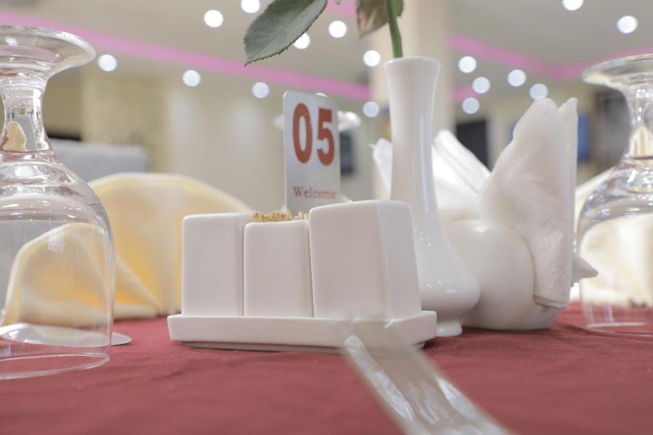 Roseau Hotel And Spa Gonder Ngoại thất bức ảnh