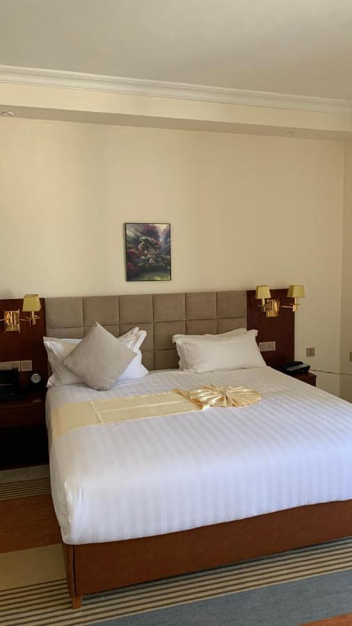 Roseau Hotel And Spa Gonder Ngoại thất bức ảnh